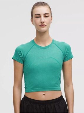 Lululemon Swiftly Tech Cropped Short-Sleeve Shirt 2.0 | Sonic Teal/Mint Breeze